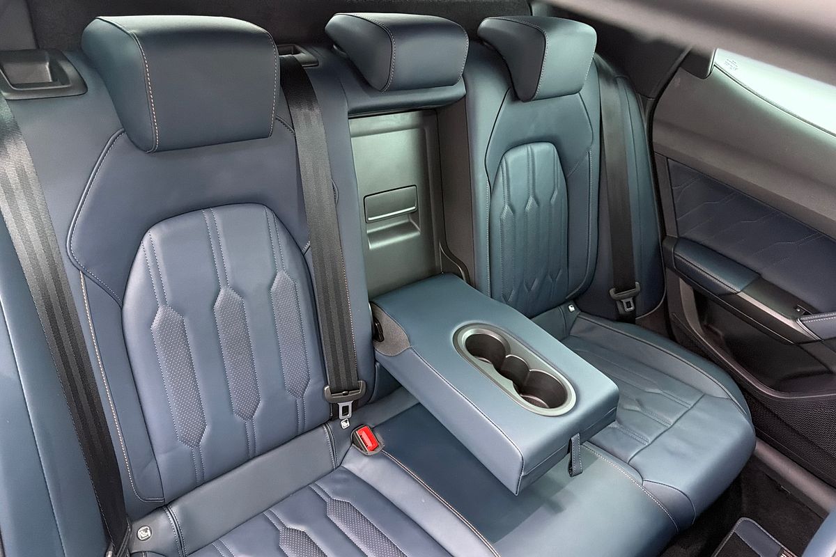 2023 CUPRA Formentor VZx KM