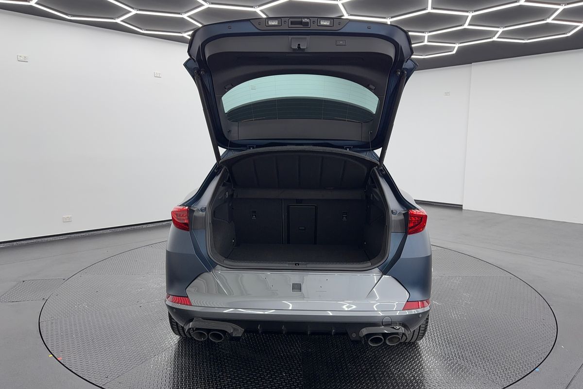 2023 CUPRA Formentor VZx KM