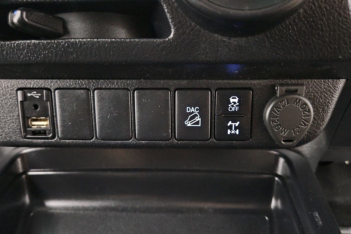 2022 Toyota Hilux SR GUN126R 4X4