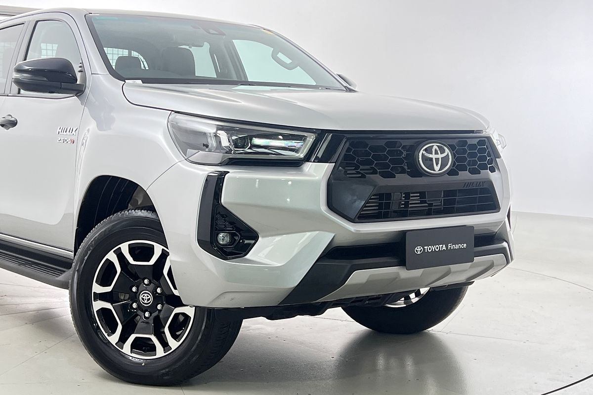 2024 Toyota Hilux SR5 48V GUN126R 4X4