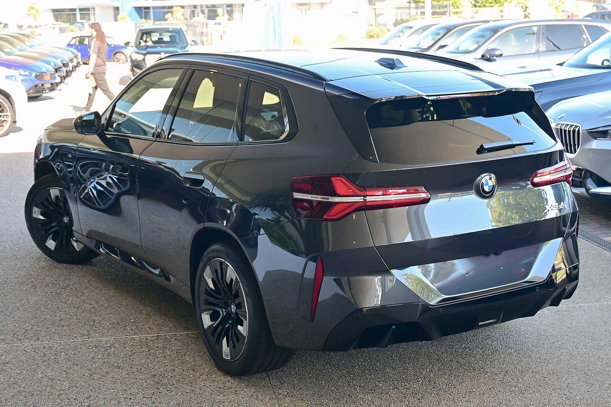 2025 BMW X3 30e xDrive G45