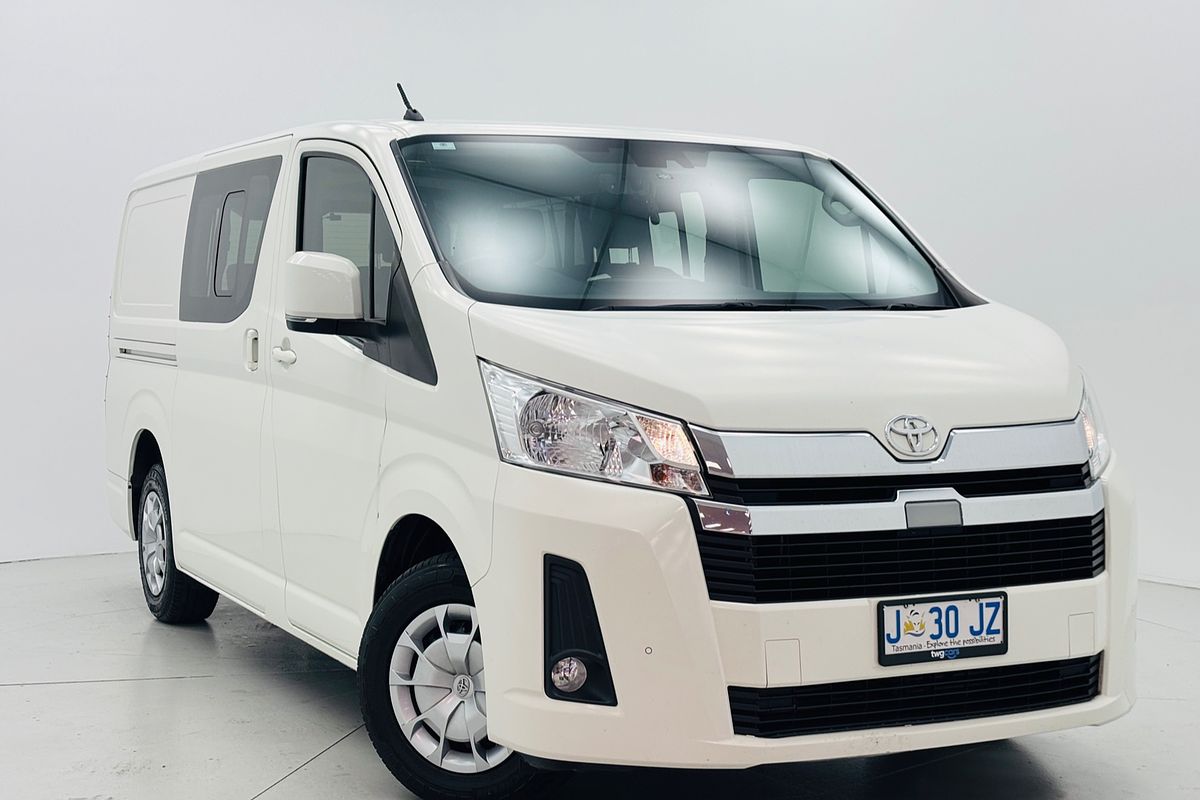 Hiace Van LWB 2.8L T Diesel Automatic Crew