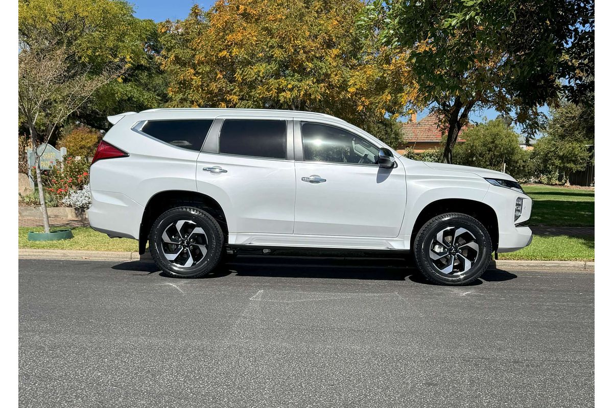 2024 Mitsubishi Pajero Sport Exceed QG