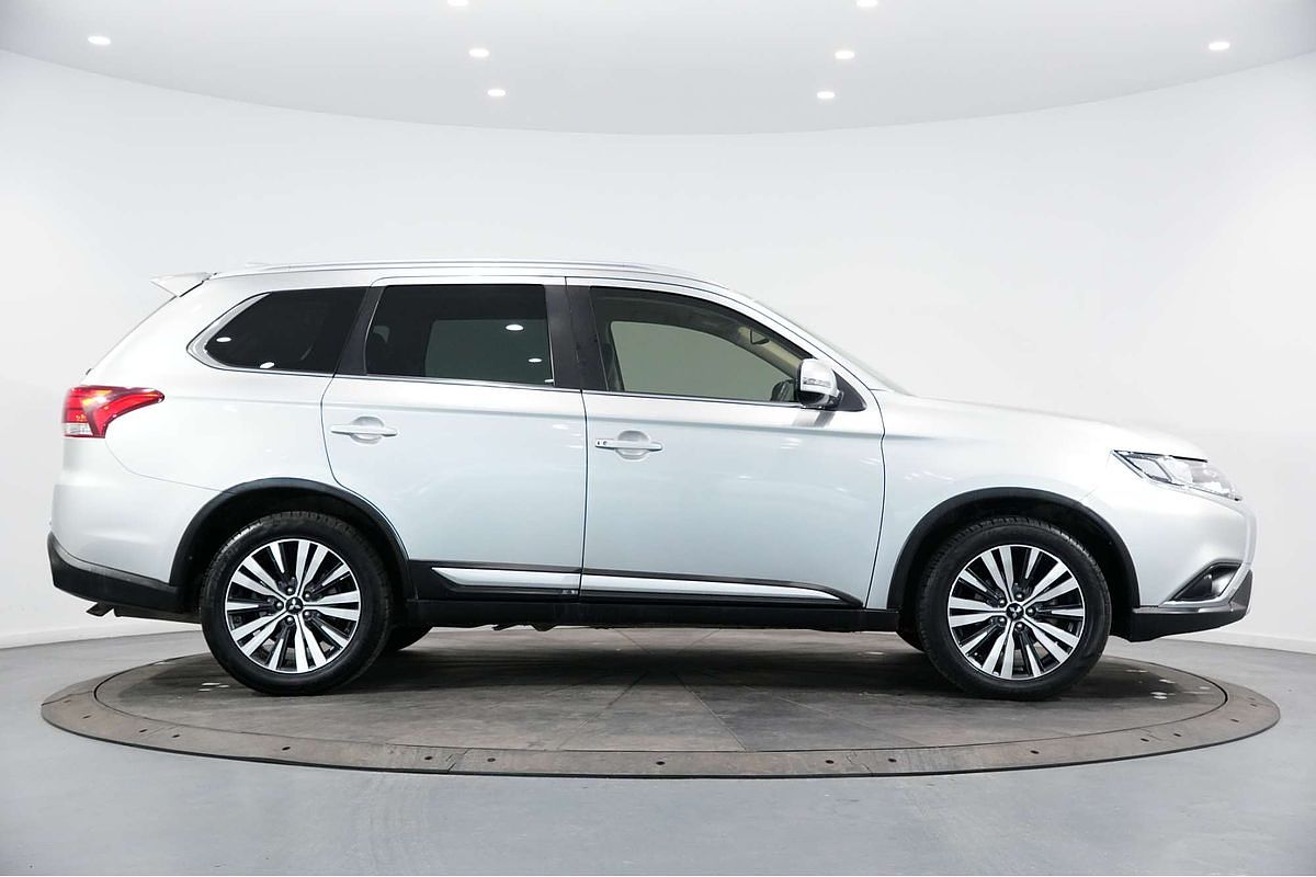 2020 Mitsubishi Outlander LS ZL