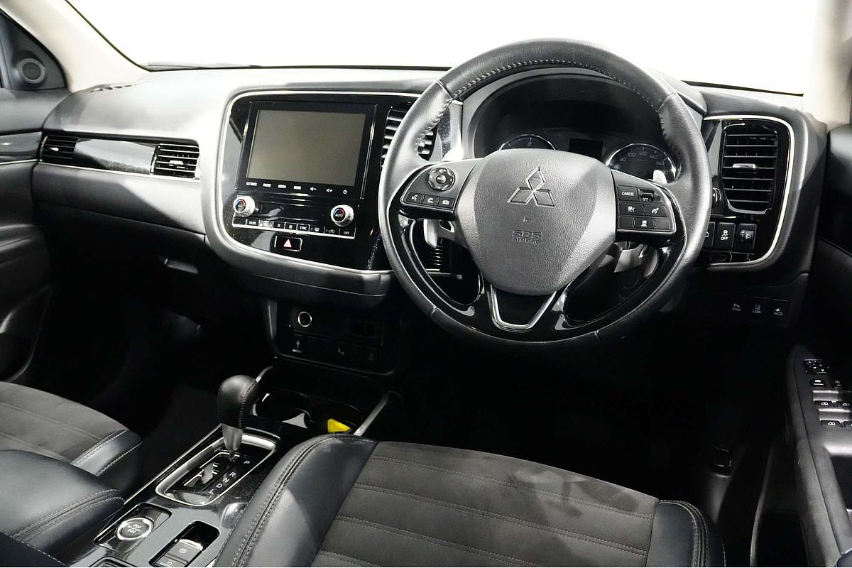 2020 Mitsubishi Outlander LS ZL