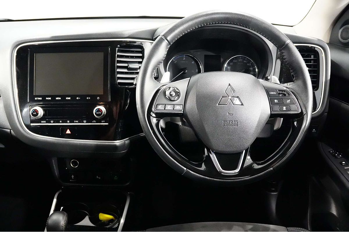 2020 Mitsubishi Outlander LS ZL