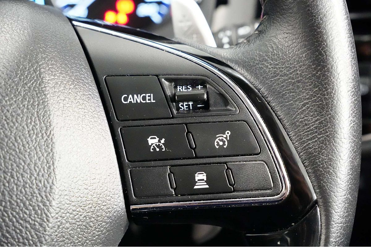 2020 Mitsubishi Outlander LS ZL