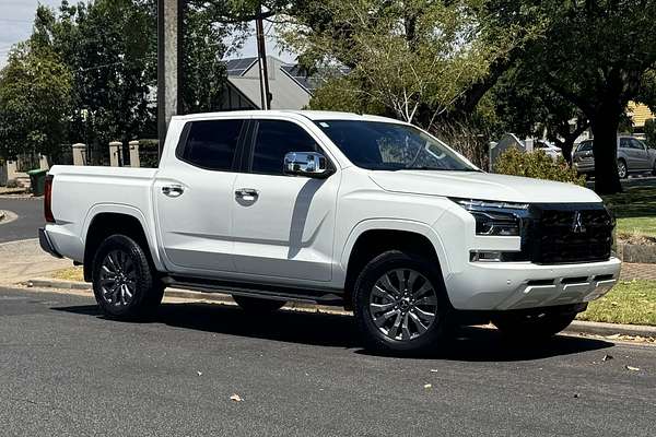 2025 Mitsubishi Triton GLS MV 4X4