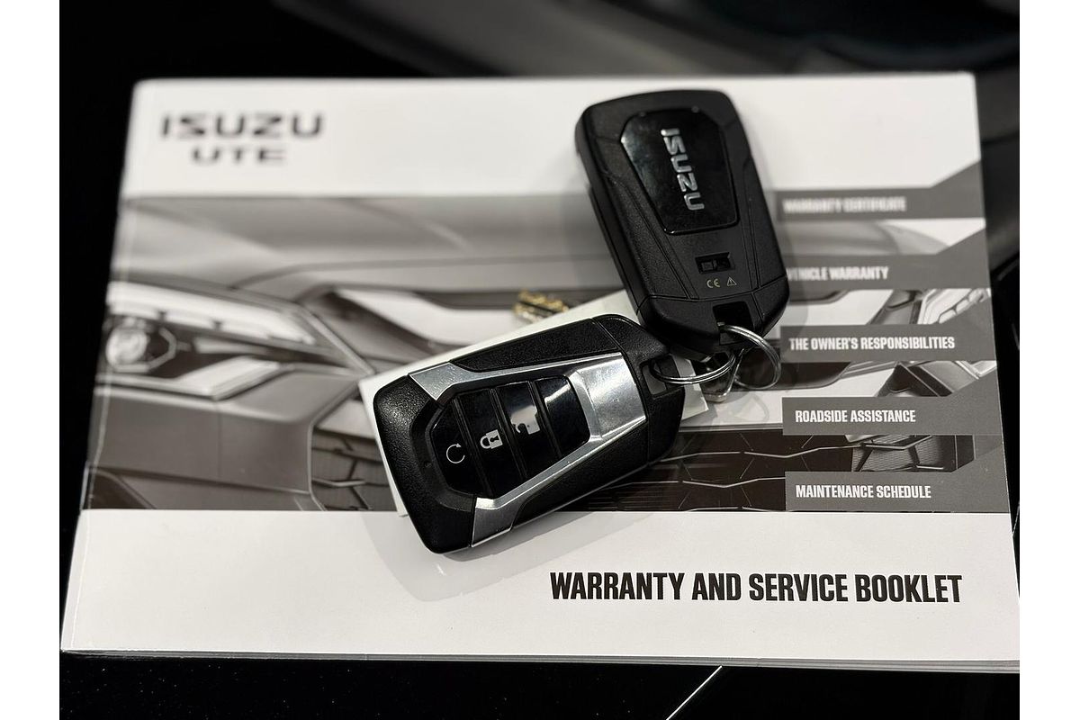 2025 Isuzu D-MAX X-TERRAIN 4X4