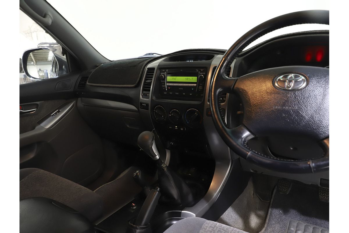 Prado GXL 4.0L Petrol Manual Wagon 4233840 002