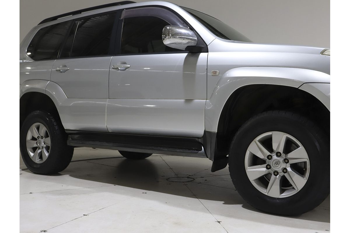 Prado GXL 4.0L Petrol Manual Wagon 4233840 002