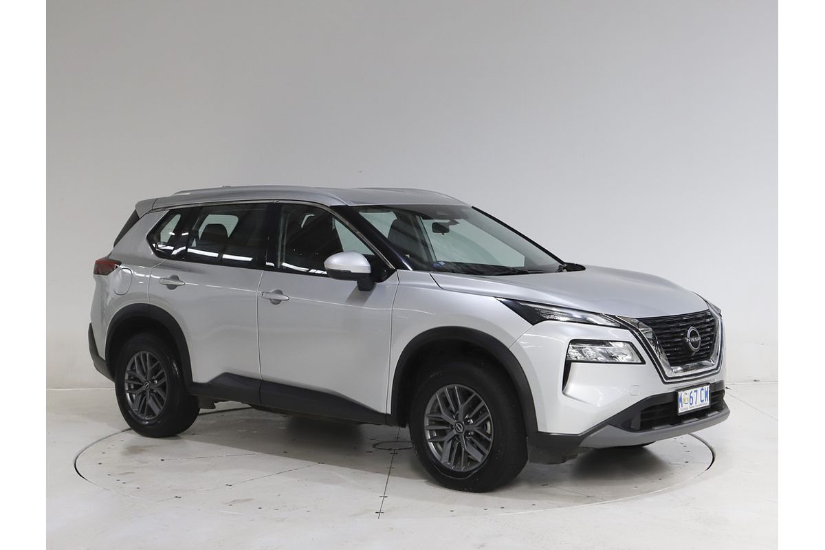 2024 Nissan X-TRAIL ST T33