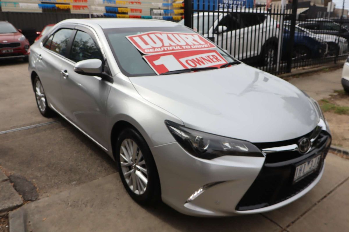 2015 Toyota Camry Atara SL AVV50R