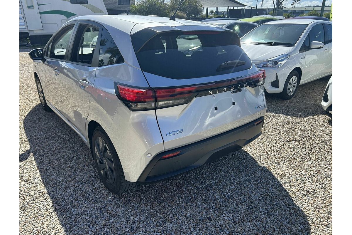 2022 Nissan AURA G FE13