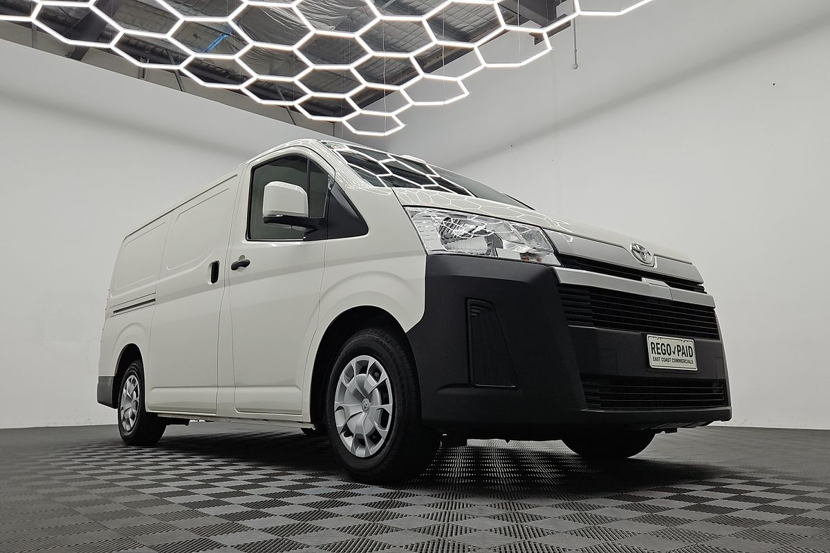 2022 Toyota Hiace GDH300R LWB