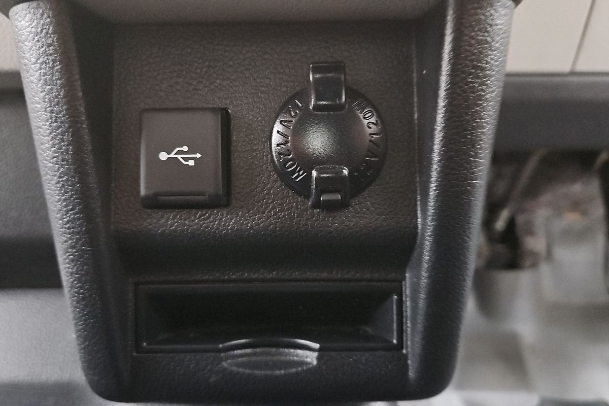 2022 Toyota Hiace GDH300R LWB