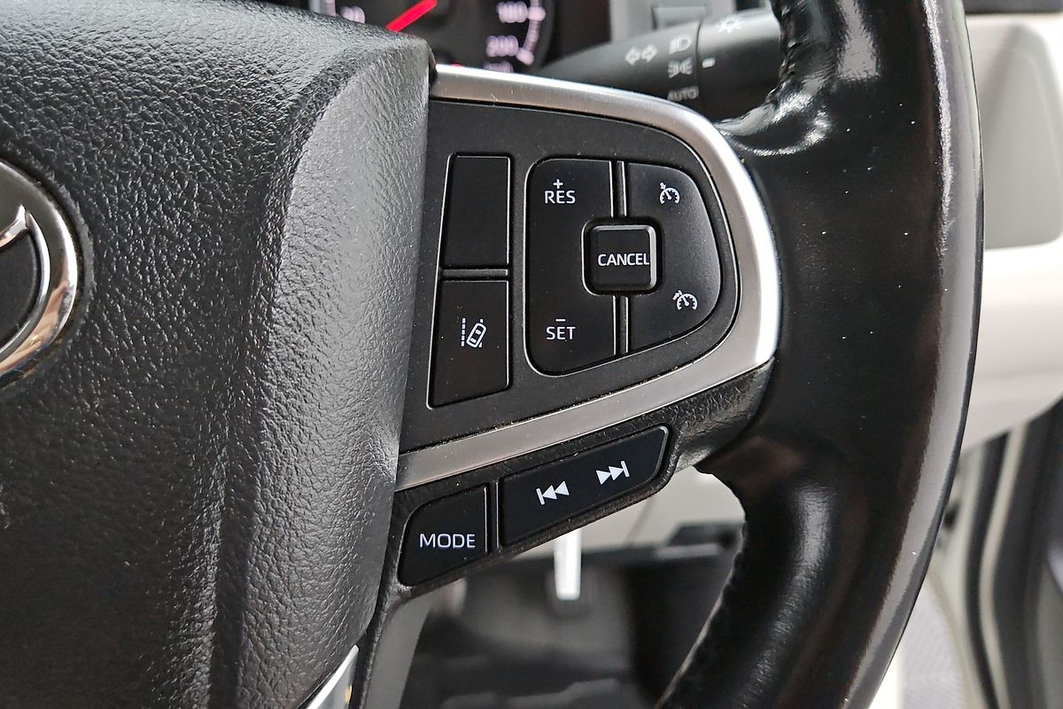 2022 Toyota Hiace GDH300R LWB