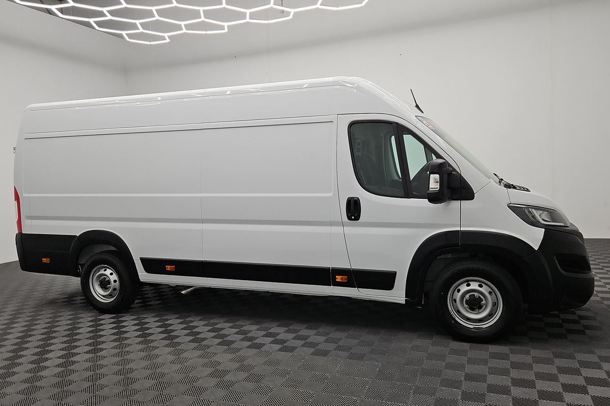 2023 Fiat Ducato Series 8 ELWB Mid Roof