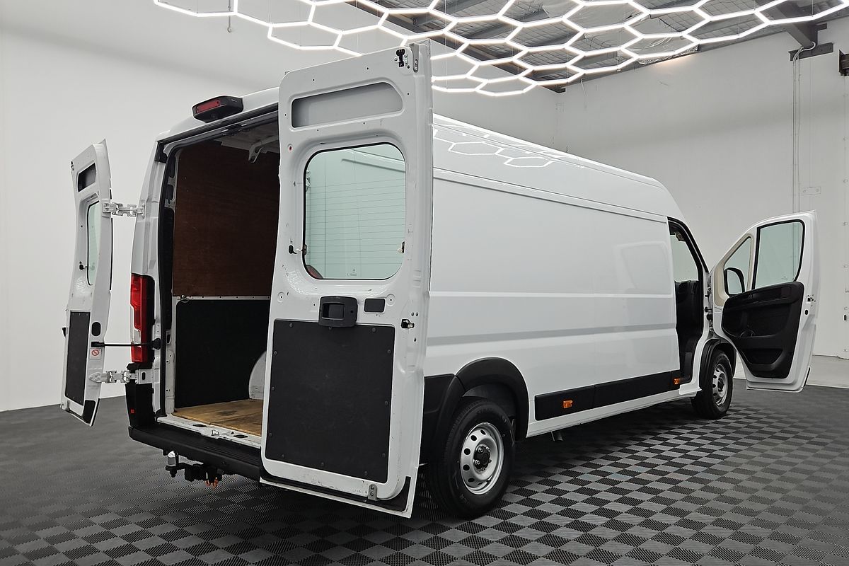2023 Fiat Ducato Series 8 ELWB Mid Roof