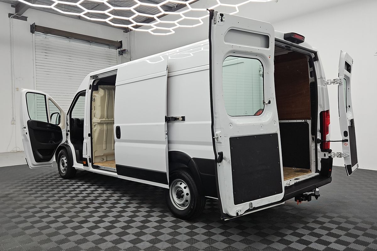2023 Fiat Ducato Series 8 ELWB Mid Roof