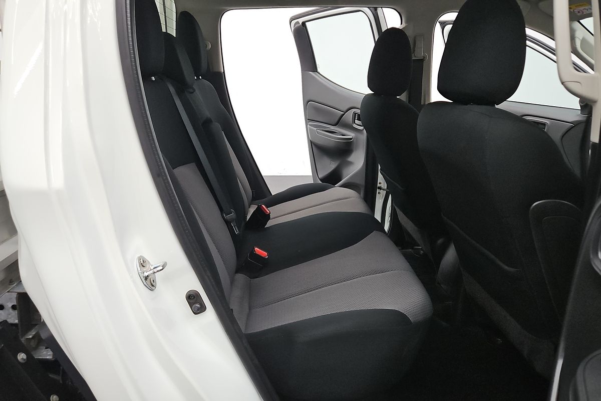 2022 Mitsubishi Triton GLX MR 4X4