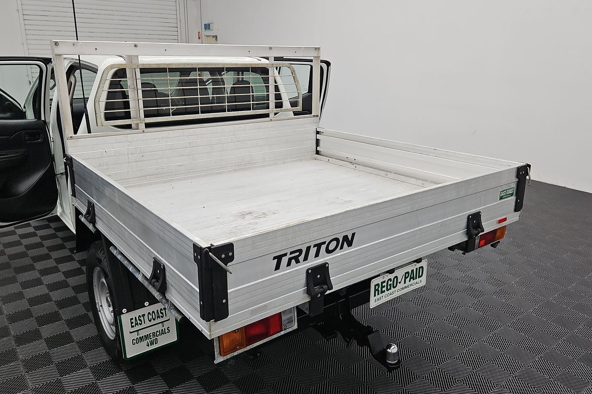 2022 Mitsubishi Triton GLX MR 4X4