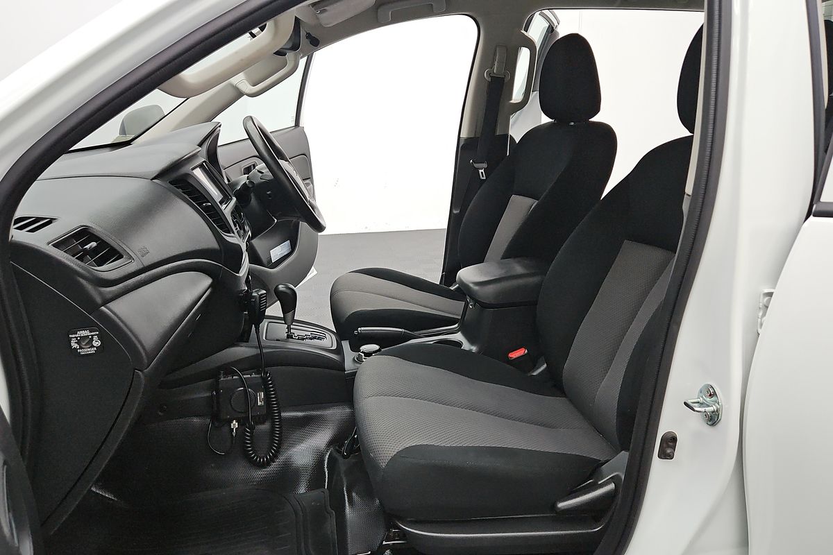 2022 Mitsubishi Triton GLX MR 4X4