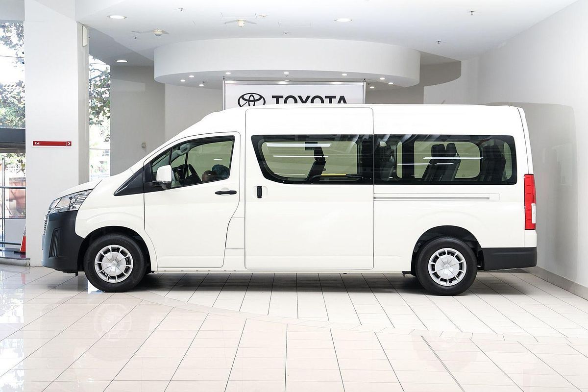2025 Toyota Hiace Commuter GDH322R ELWB High Roof