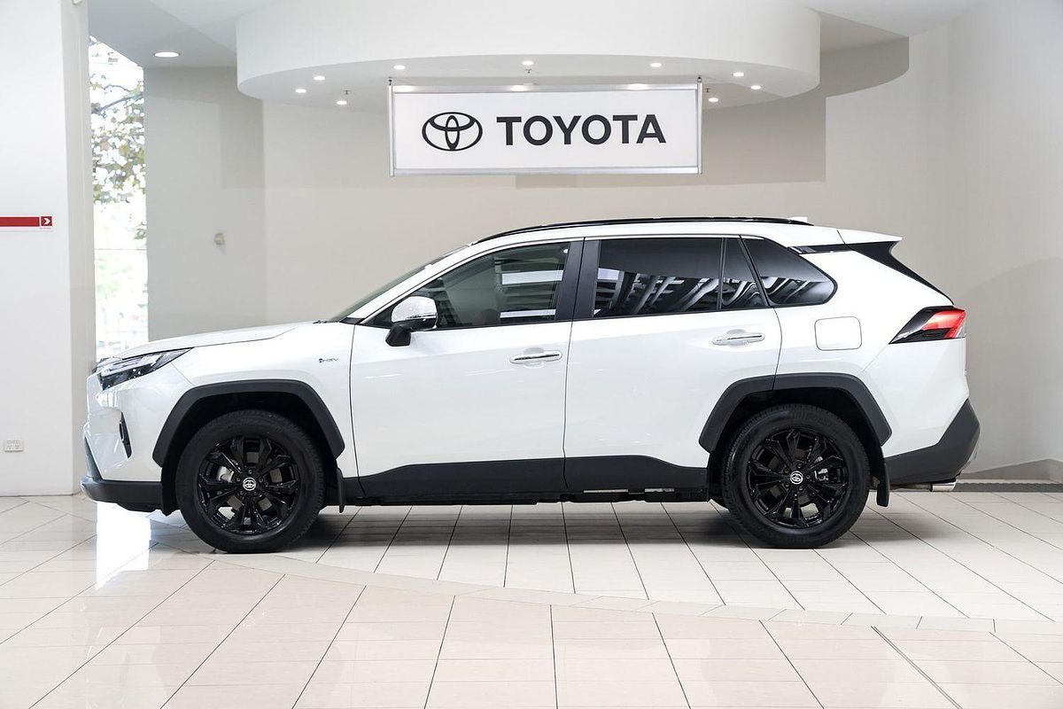 2025 Toyota RAV4 Cruiser AXAH52R