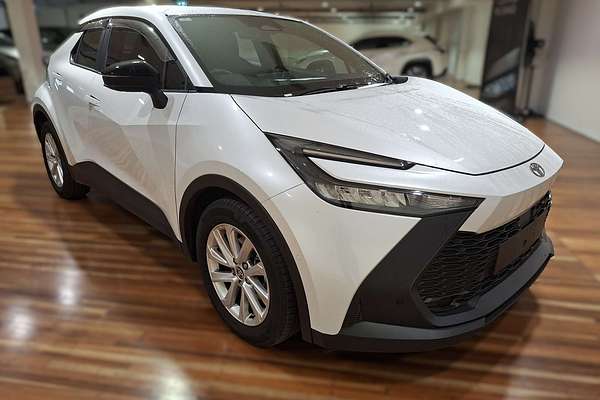 2024 Toyota C-HR GXL ZYX20R