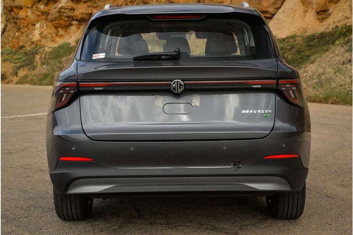 2025 MG MGS5 EV