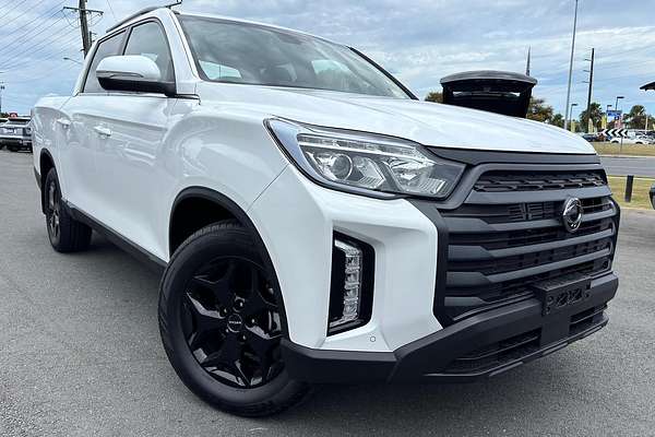 2025 KGM Musso Advance Q261 4X4 LWB thumb-2