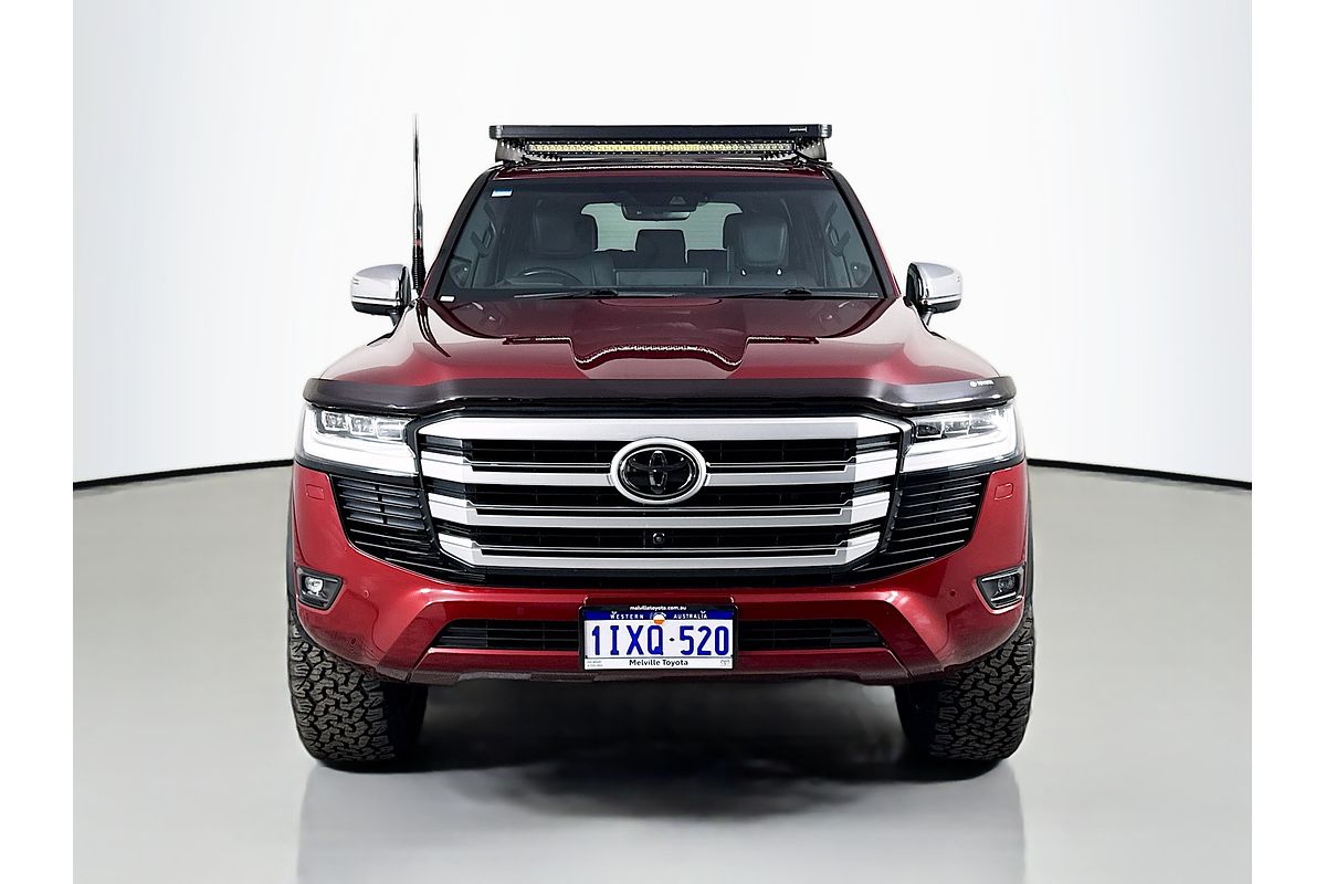 2022 Toyota Landcruiser Sahara FJA300R