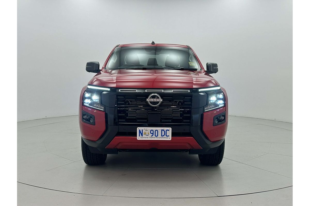 Nissan NAVARA 4X4 2.4 DSL AUTO DC ST-X