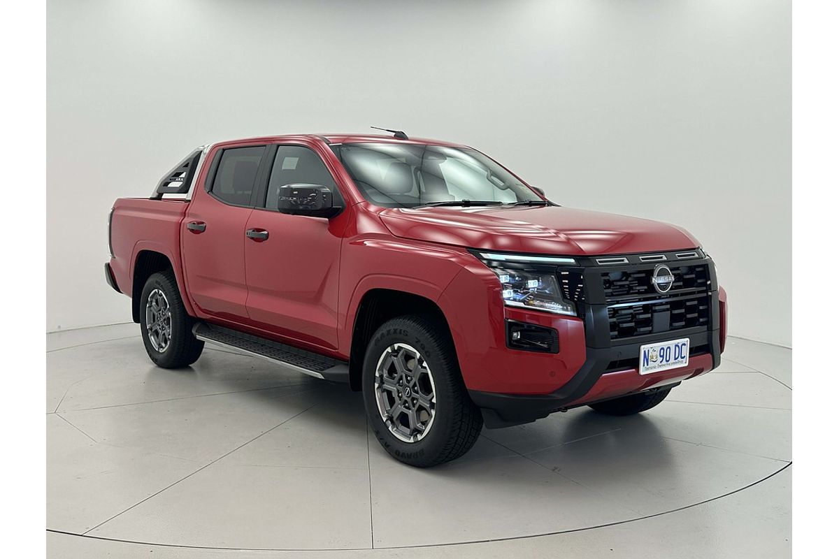 Nissan NAVARA 4X4 2.4 DSL AUTO DC ST-X