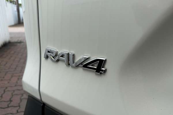 2022 Toyota RAV4 Cruiser AXAH54R thumb-12