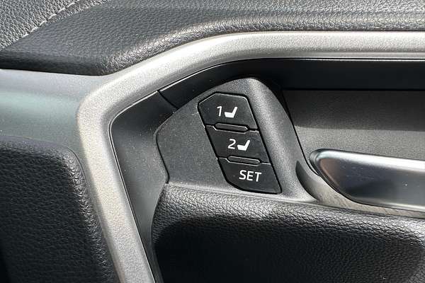 2022 Toyota RAV4 Cruiser AXAH54R thumb-26