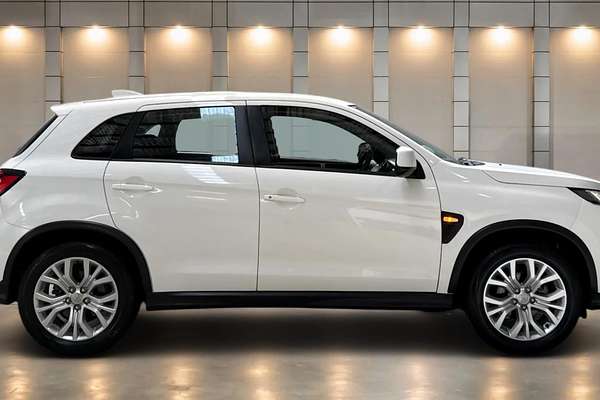 2024 Mitsubishi ASX ES XD