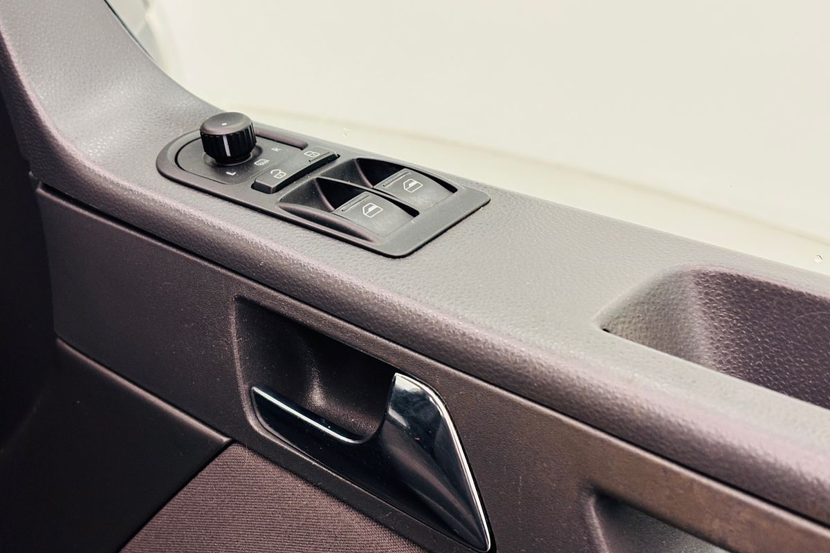 2015 Volkswagen MULTIVAN COMFORTLINE TDI340 7 SP AUTO DIRECT SHIFT 4D WAGON DT4 DIESEL