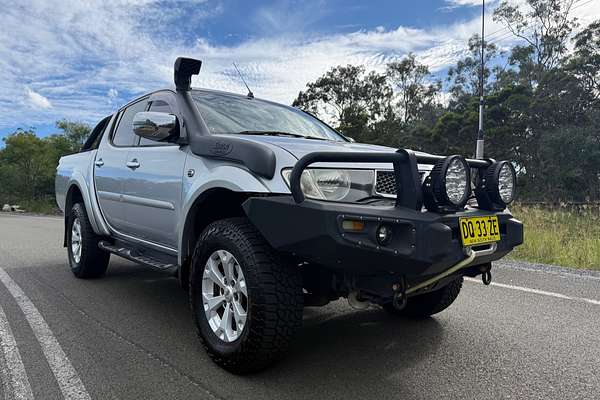 2014 Mitsubishi Triton GLX-R MN 4X4
