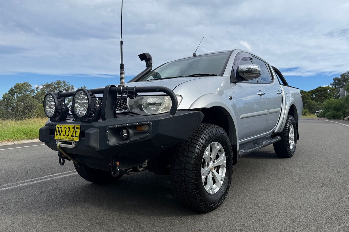 2014 Mitsubishi Triton GLX-R MN 4X4