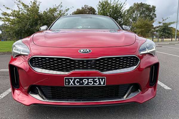 2017 Kia Stinger GT CK thumb-2