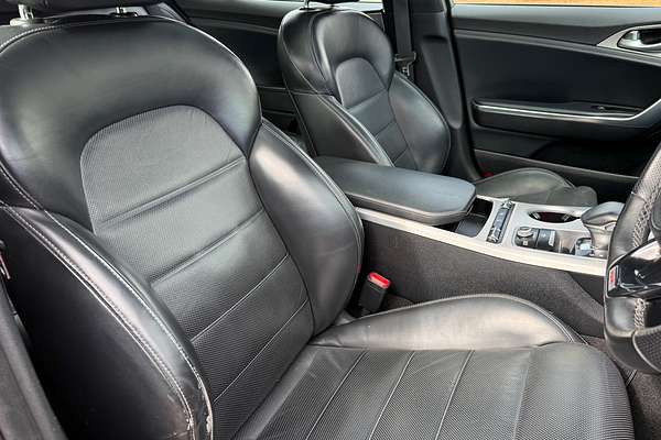 2017 Kia Stinger GT CK thumb-13