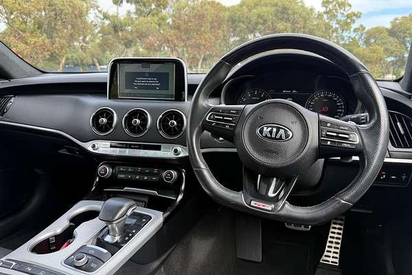 2017 Kia Stinger GT CK thumb-14