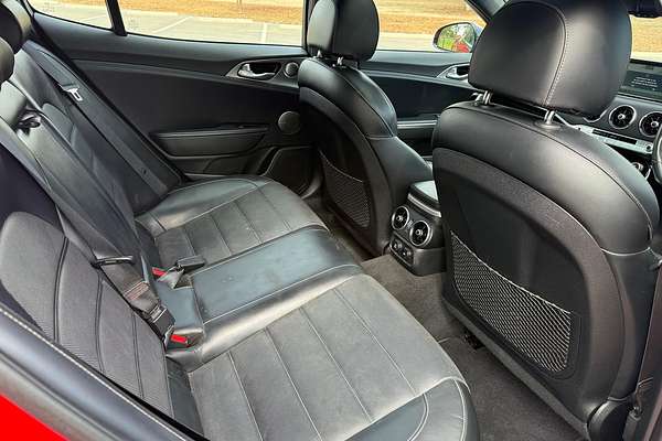 2017 Kia Stinger GT CK thumb-18