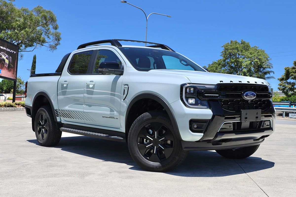 2025 Ford Ranger PHEV Stormtrak  2.3L