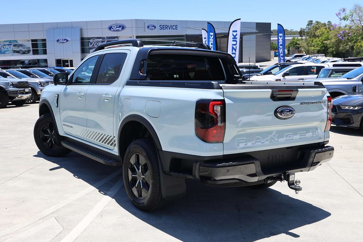 2025 Ford Ranger PHEV Stormtrak  2.3L