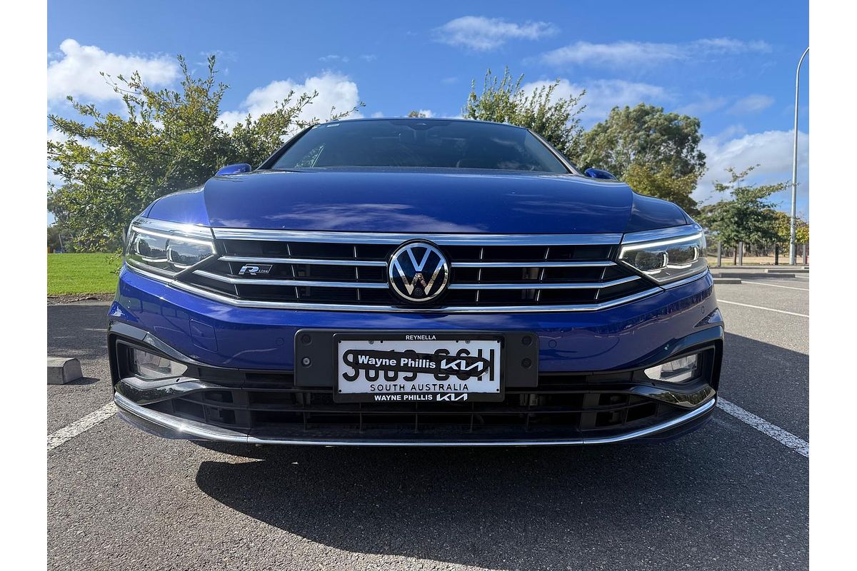 2022 Volkswagen Passat 206TSI R-Line B8