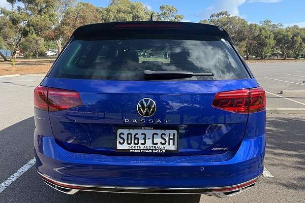 2022 Volkswagen Passat 206TSI R-Line B8 thumb-4