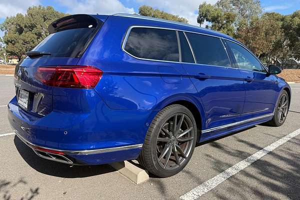 2022 Volkswagen Passat 206TSI R-Line B8 thumb-5